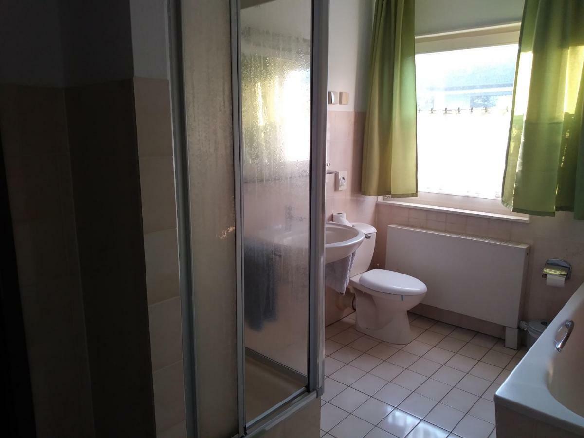 Gaeste Monteurzimmer Haus Suedstadt Solingen Buitenkant foto
